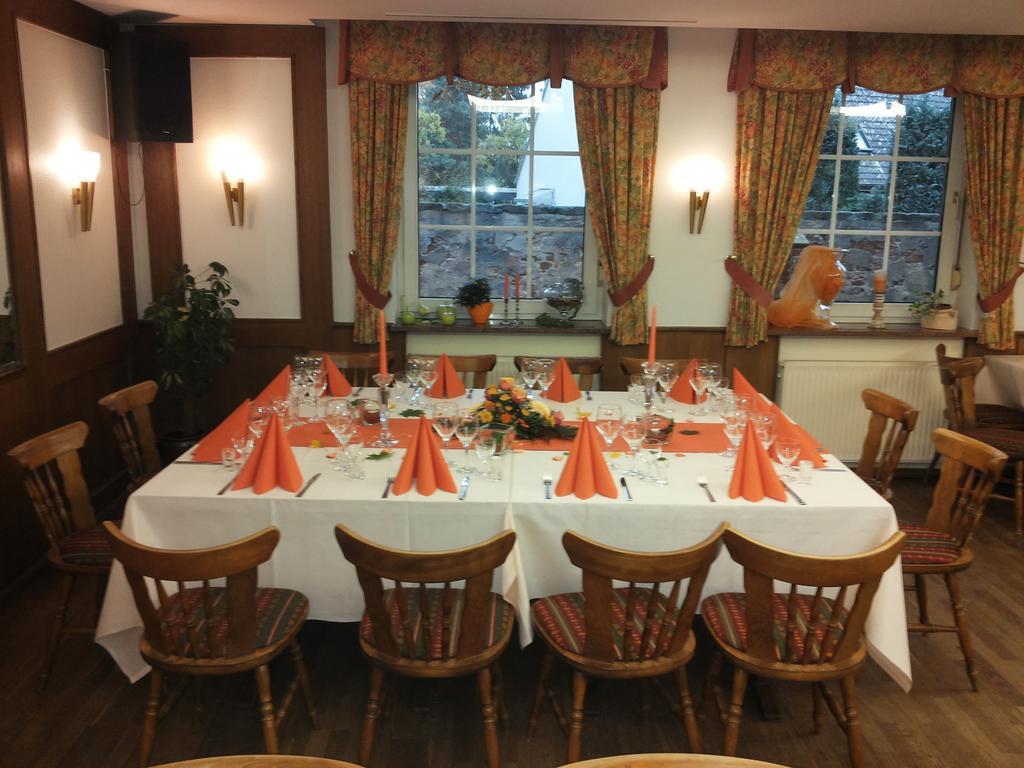 גארבסן Hotellerie Gasthaus Schubert מראה חיצוני תמונה